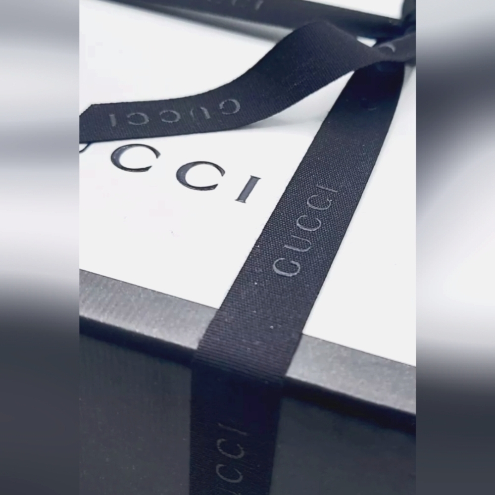 Gucci 75" Silver Classic Navy Logo Authentic Ribbon